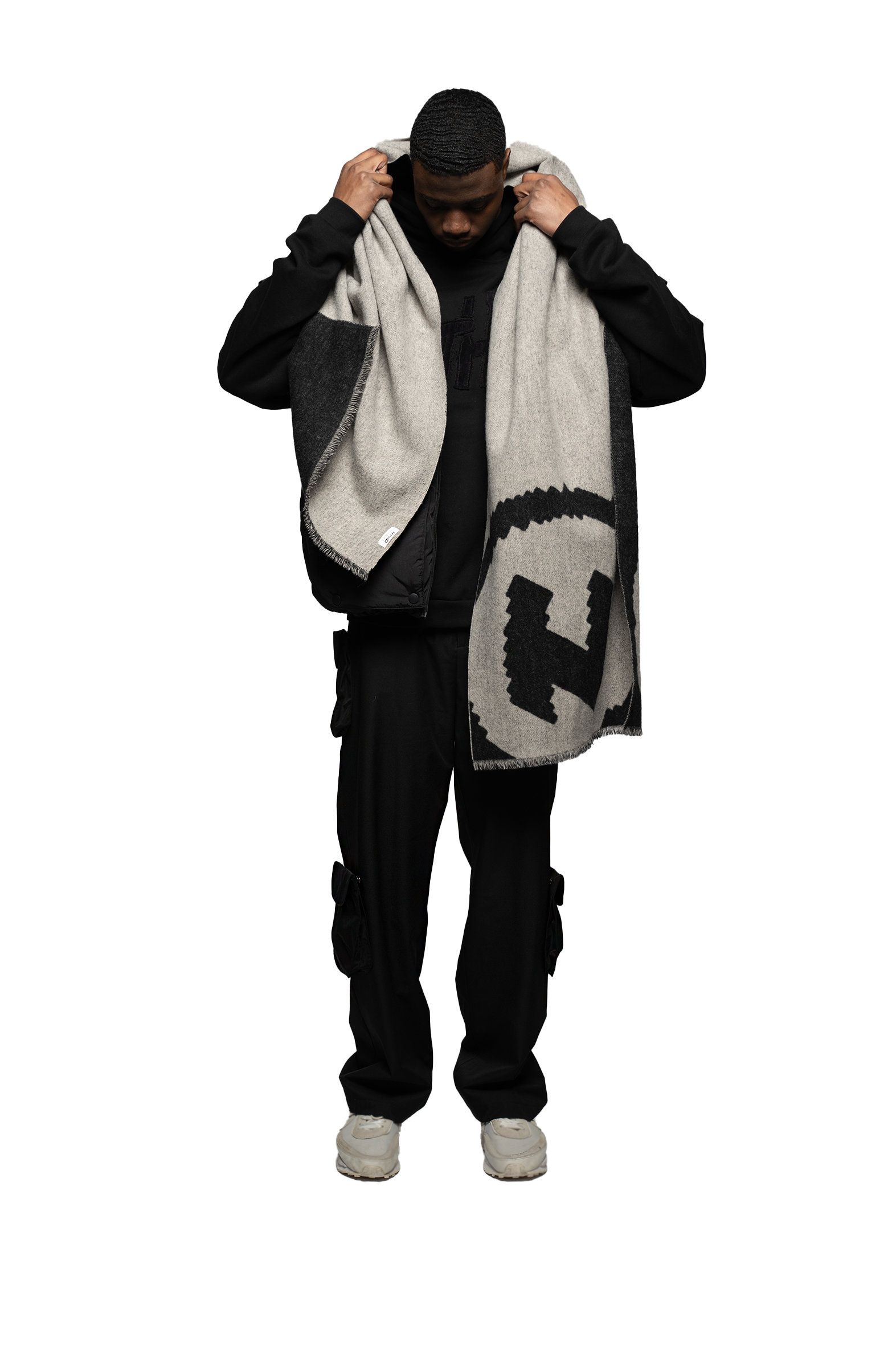 Scarf with Circle Logo - Black/White